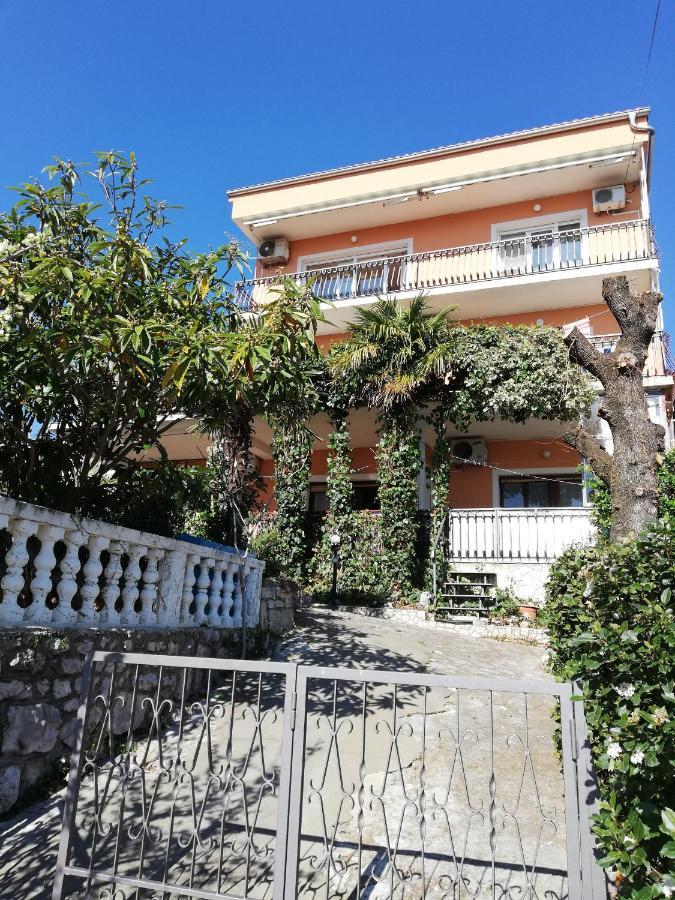 Apartmani Zafaranic Crikvenica Ngoại thất bức ảnh