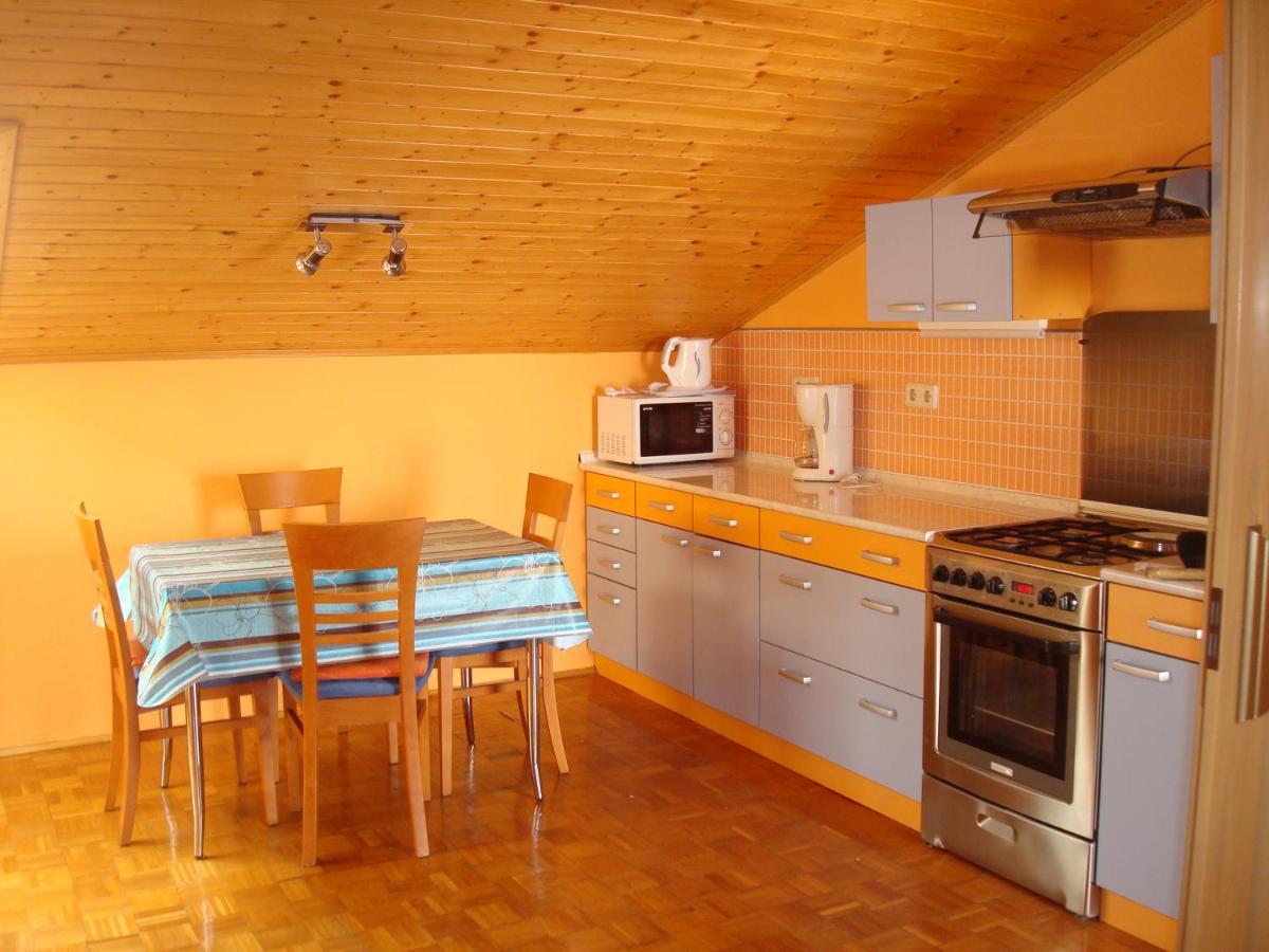 Apartmani Zafaranic Crikvenica Ngoại thất bức ảnh
