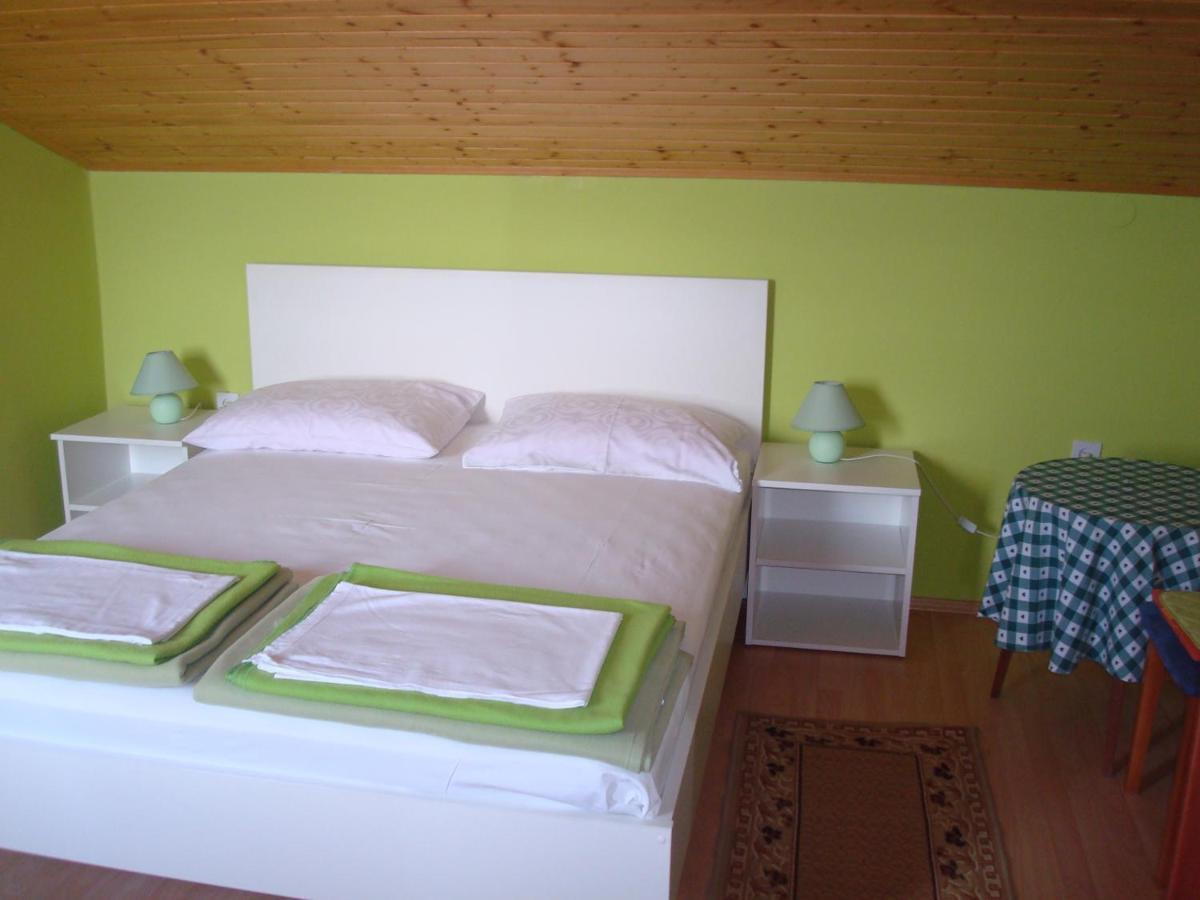 Apartmani Zafaranic Crikvenica Ngoại thất bức ảnh