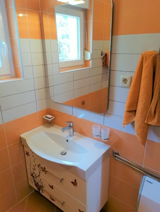 Apartmani Zafaranic Crikvenica Ngoại thất bức ảnh